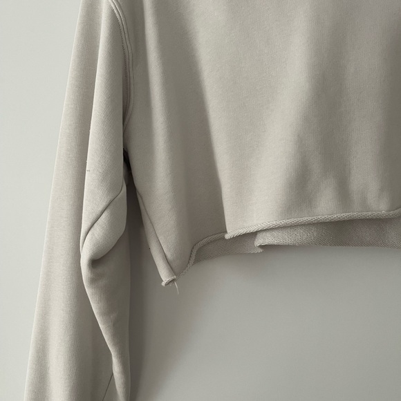 TNA Cropped Sweatshirt / Hoodie - Picture 4 of 4